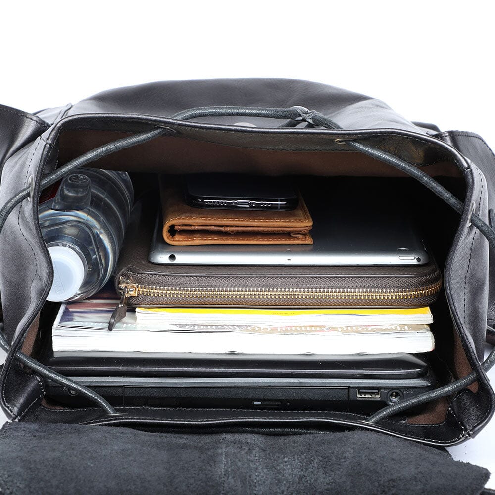 Petit Sac à Dos en Cuir Noir | BODO