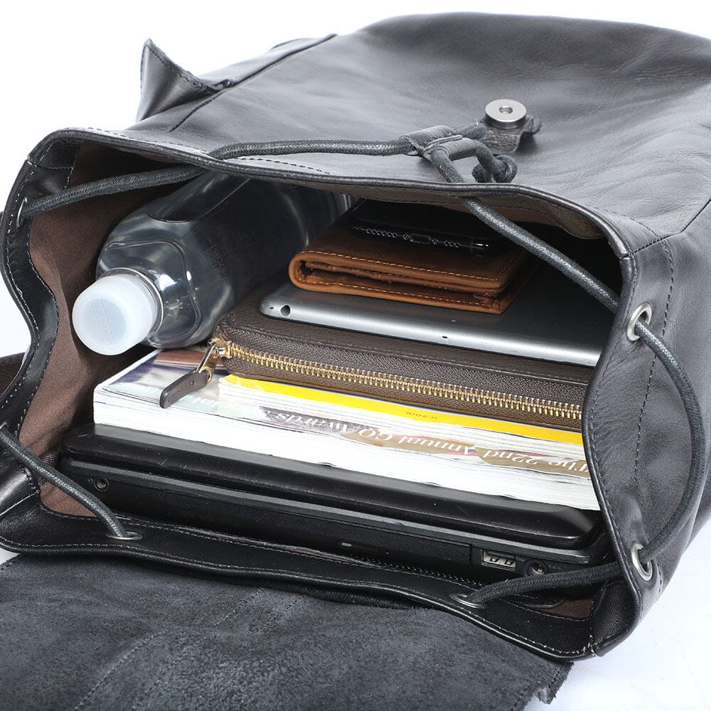 Petit Sac à Dos en Cuir Noir | BODO